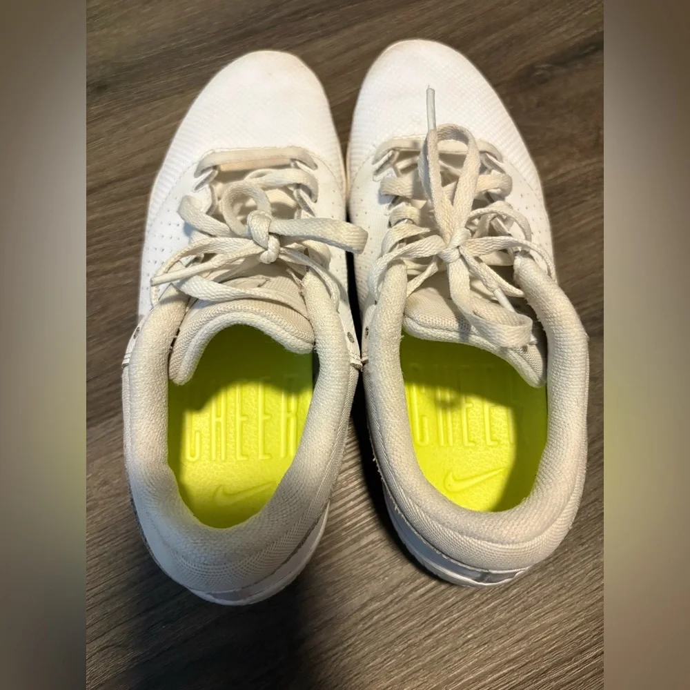 Nike White Athletic Cheer Shoes - Picture 3 of 3